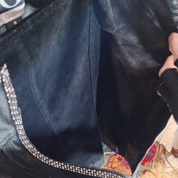 Black and Silver Blazer with Embellishments Large - Picture 7 of 7